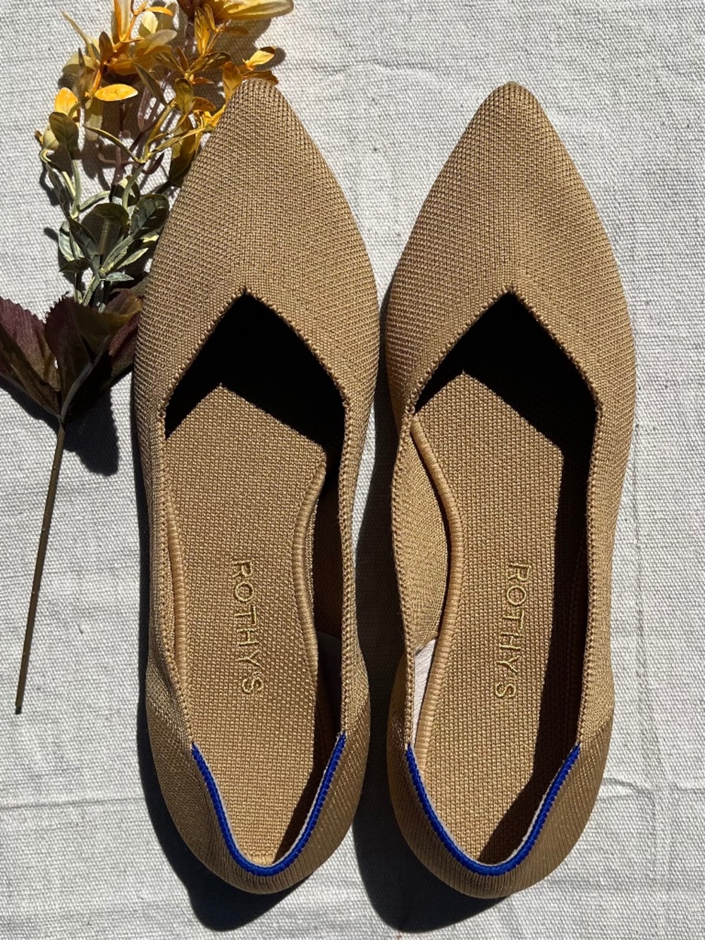 Rothy's The Point – Tan Beige Ecru Knit Pointed Toe Flats | Women's Size 8.5